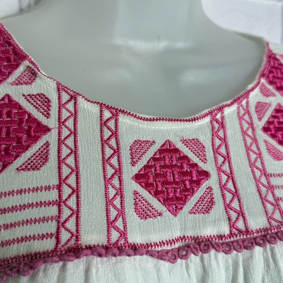 WEST 36 White mini Dress with Pink Embroidery/size M - Picture 6 of 9